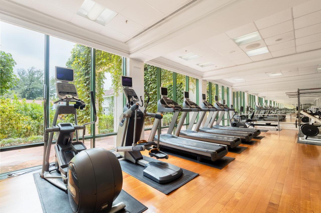 Grand Coloane Resort Макао Экстерьер фото The gym at the hotel